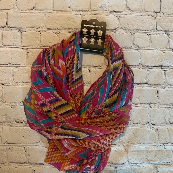 Infinity scarf - Picture 2 of 3